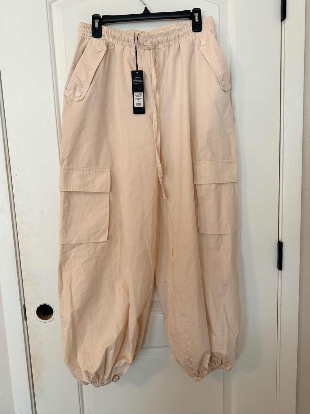 Fashion Nova Light Beige Cargo Jogger Pants